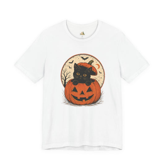Halloween Black Cat Pumpkin T-Shirt — Cute Vintage Jack-O'-Lantern Tee