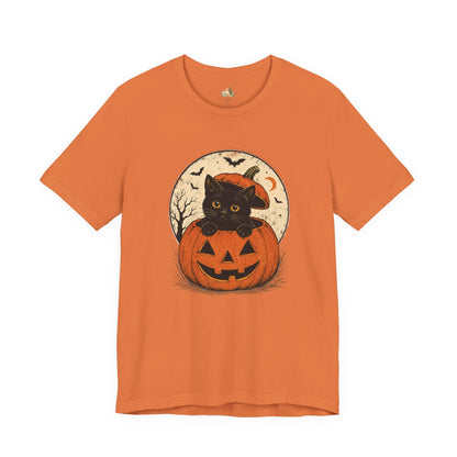 Halloween Black Cat Pumpkin T-Shirt — Cute Vintage Jack-O'-Lantern Tee