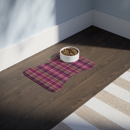 Plaid Pet Feeding Mat — Non-Slip Bone-Shaped Placemat for Dogs & Cats