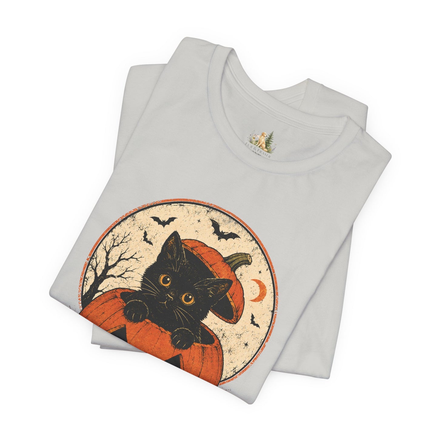 Halloween Black Cat Pumpkin T-Shirt — Cute Vintage Jack-O'-Lantern Tee