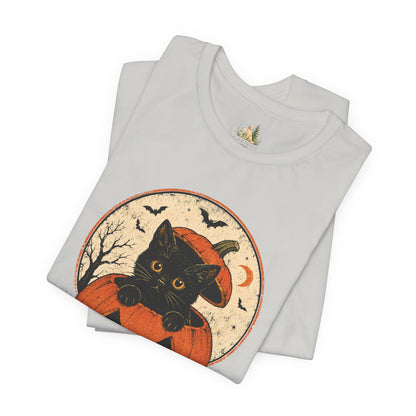 Halloween Black Cat Pumpkin T-Shirt — Cute Vintage Jack-O'-Lantern Tee