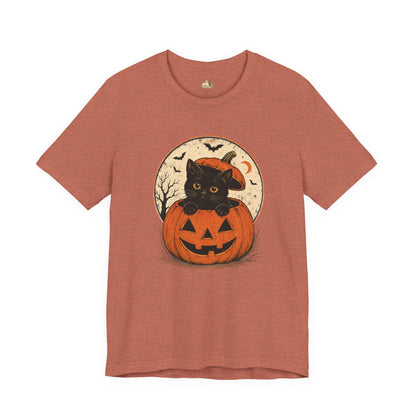 Halloween Black Cat Pumpkin T-Shirt — Cute Vintage Jack-O'-Lantern Tee