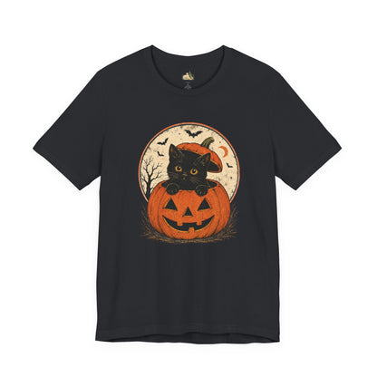Halloween Black Cat Pumpkin T-Shirt — Cute Vintage Jack-O'-Lantern Tee
