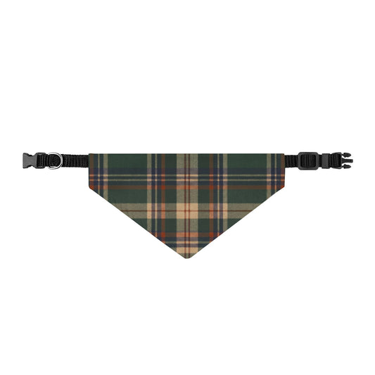 Plaid Clip-On Pet Bandana – Classic Green Tartan Collar Accessory
