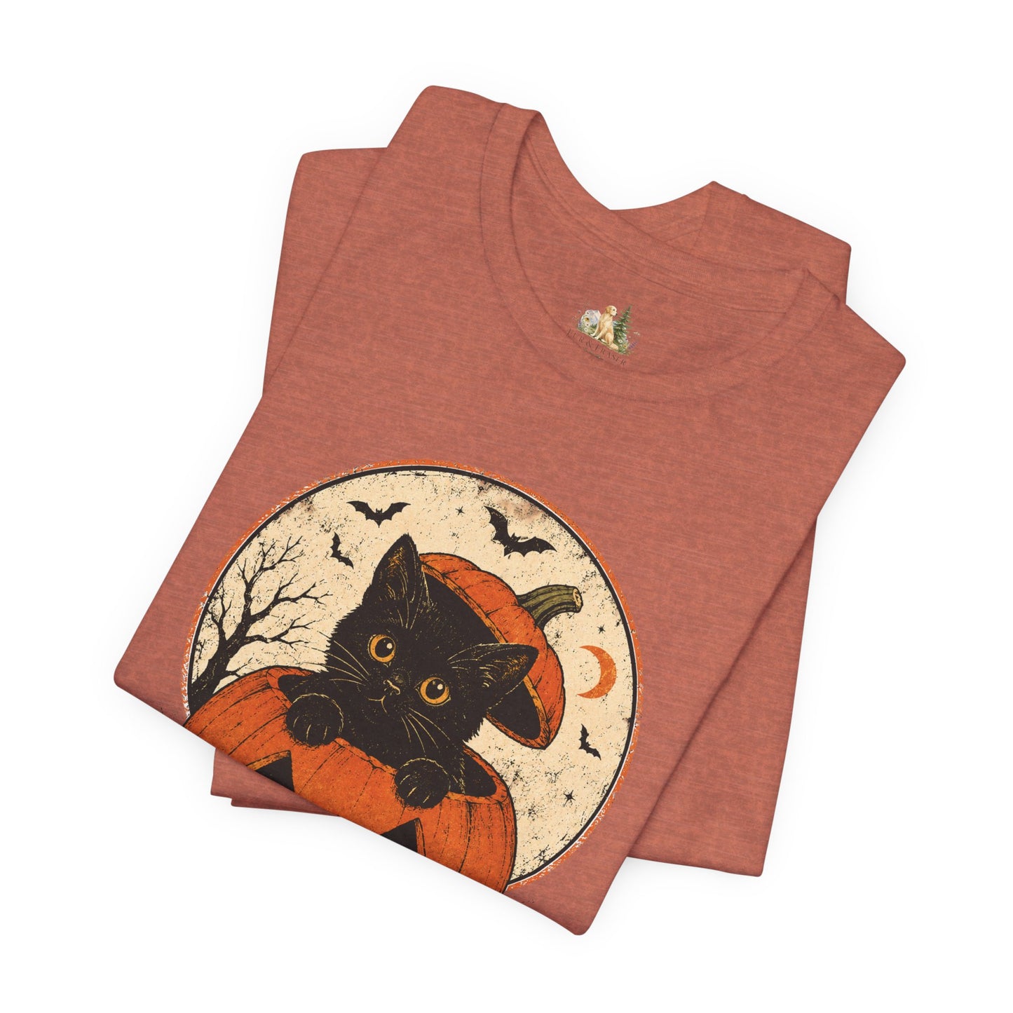Halloween Black Cat Pumpkin T-Shirt — Cute Vintage Jack-O'-Lantern Tee