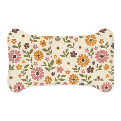 Floral Retro Dog Bone Feeding Mat — Non-Slip Pet Bowl Placemat