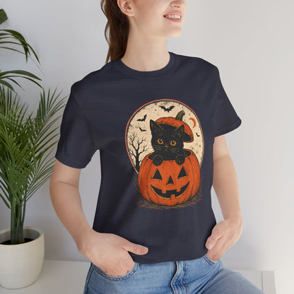 Halloween Black Cat Pumpkin T-Shirt — Cute Vintage Jack-O'-Lantern Tee