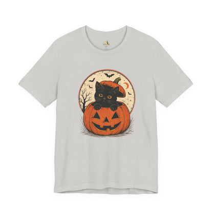 Halloween Black Cat Pumpkin T-Shirt — Cute Vintage Jack-O'-Lantern Tee