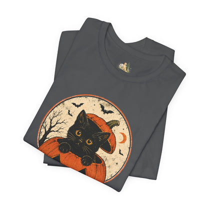 Halloween Black Cat Pumpkin T-Shirt — Cute Vintage Jack-O'-Lantern Tee