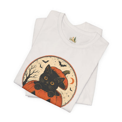 Halloween Black Cat Pumpkin T-Shirt — Cute Vintage Jack-O'-Lantern Tee