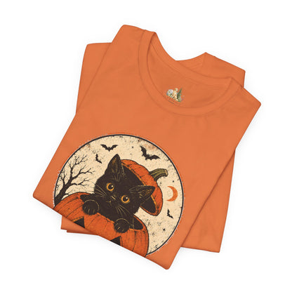 Halloween Black Cat Pumpkin T-Shirt — Cute Vintage Jack-O'-Lantern Tee